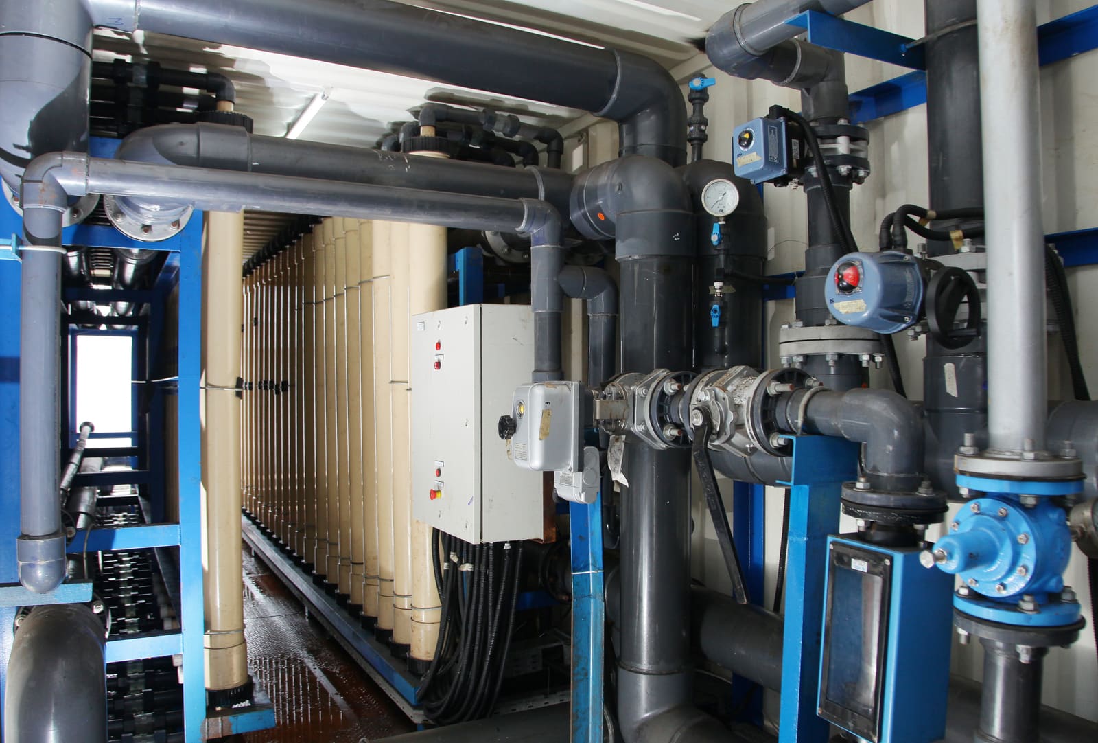 Sistem Ultrafiltrasi dalam Pengolahan Air / Ultrafiltration Systems in Water Treatment
