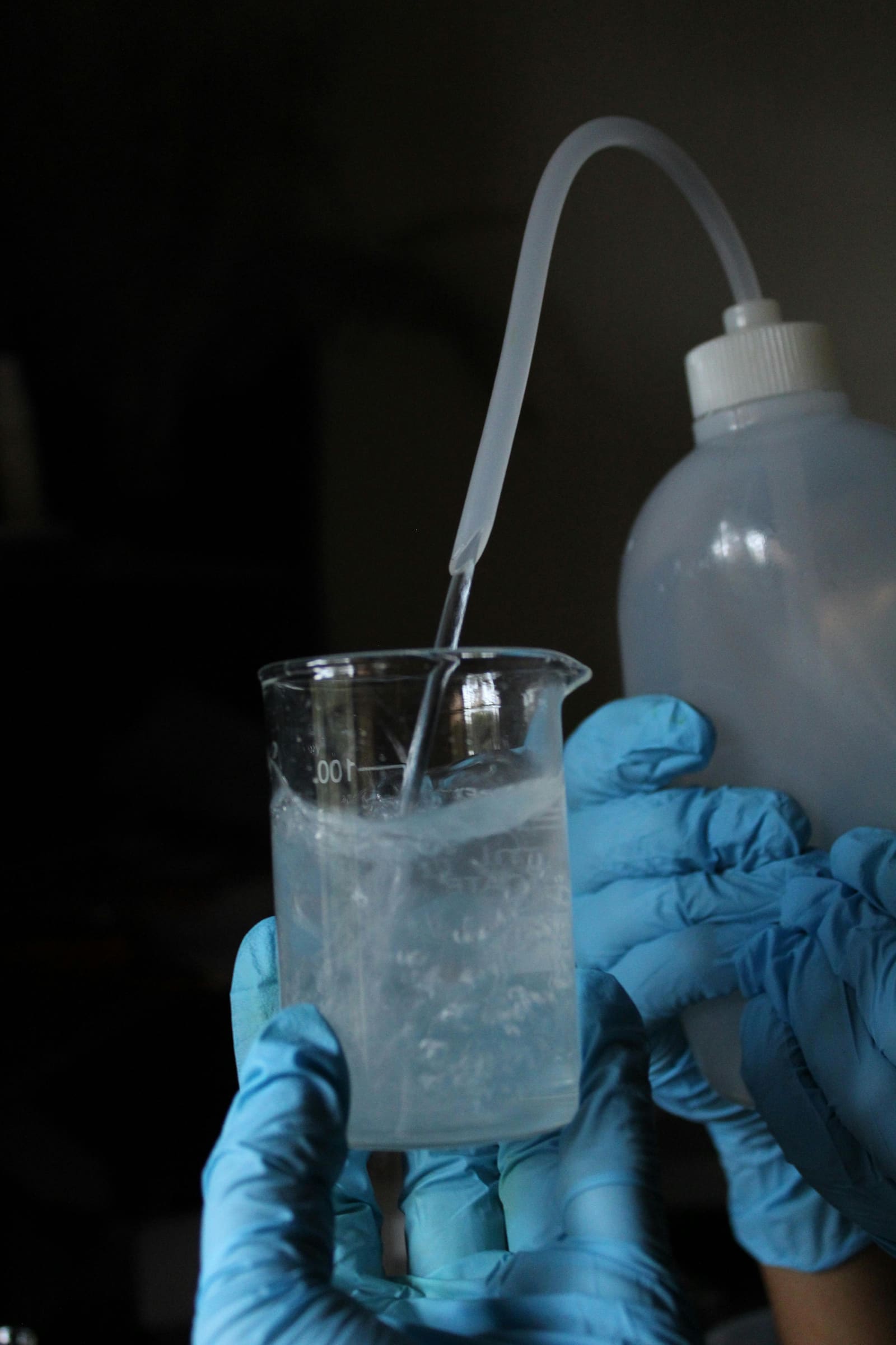 Ultrapure Water (UPW): Advanced Water Purification Technology / Ultrapure Water (UPW): Teknologi Pemurnian Air Tingkat Lanjut